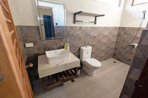 Angeles Hut Fishermans Wharf