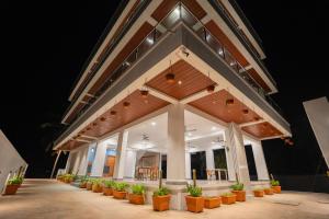 Silver waves beach stay