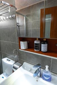 Serene 2-Bedroom Retreat