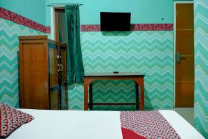 Hotel O Stasiun Tegal Near Alun-Alun Formerly Lumina Guest House