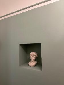 Elegant apartment in a historic building, just a few steps from the Duomo