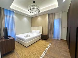 Burj Khalifa view brand new luxury apartment Business Bay