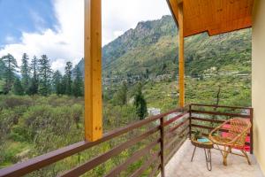 Offbeat Pulga by Pack, near Kasol