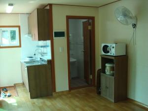 Danyang Pinwheel Chiyu Village Pension