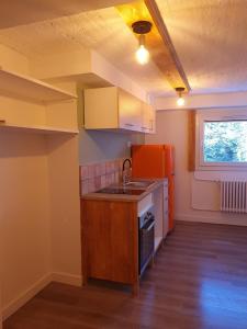 Chalet Jaune La Cachette