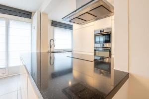 Amazing apartment for 8 with parking space