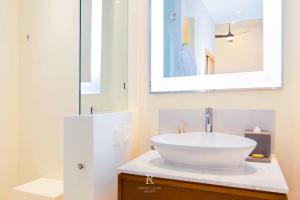 Three Bedroom Suite Ocean View- Villa La Valencia