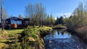 Gljásteinn by Golden Circle