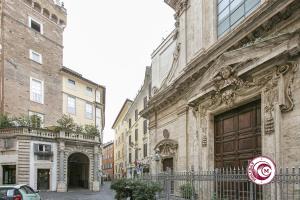 La Torre Della Scimmia nido romantico a Piazza Navona