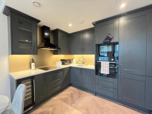 Whole Spacious New 1 Bed Flat Near Tower Bridge