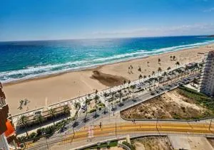 Beachfront Nautical Apartment - Benimagrell