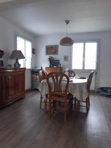 B&B / Chambres d'hotes Chambre a 5 minutes du circuit : photos des chambres
