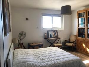 Appartement sur la colline avec accès piscine