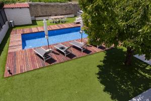 Villa Joy with heated pool and foodbal