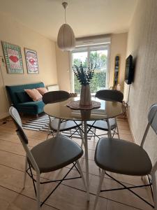 Appartement avec bacon et piscine