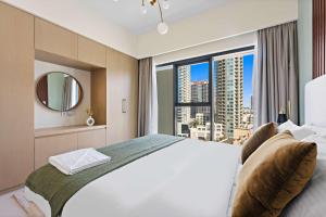 Silkhaus Vacation Homes in Burj Royale 1BDR with balcony in Downtown