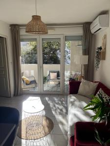 Appartements Joli Appart / Parking / CLIM / WIFI : photos des chambres