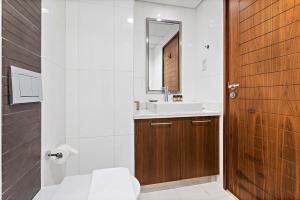 Silkhaus spacious studio in Boulevard Central with gym & pool