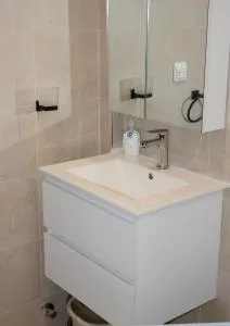 PLS Apartment Studio, Labone - Nima