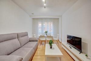 El Encanto de Huesca by Clabao