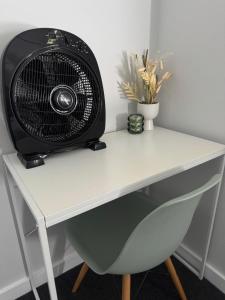 Entire 4 bedroom home on Connolly in Bathurst