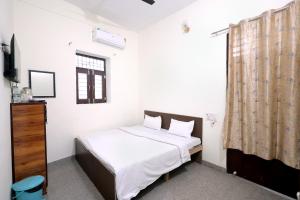 Bhumika Dham , NEAR PREM MANDIR