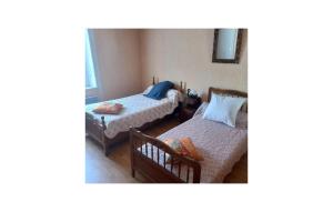 2 Bedroom Lovely Home In Bas-En-Basset