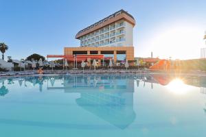 Throne Beach Resort & Spa - UltraInclusive