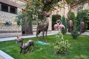 拉卡特广场酒店 - Katartal