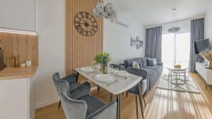 Perłowy A207 przy plaży z parkingiem w Cenie - Perłowa Przystań - Holiday City