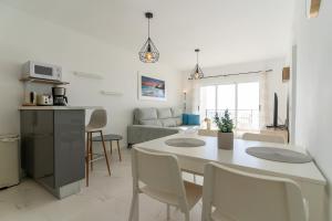 rentafive - Vistas al mar - Reformado - Terraza