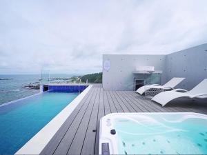 Pohang Horizon Poolvilla