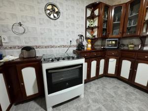 Saquarema- Lagoa, praia , piscina e jogos