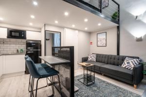 S13- Boutique Apartments, Best Location, by BQA