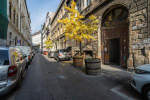 S13- Boutique Apartments, Best Location, by BQA