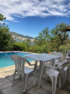 casa vista al lago