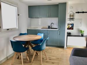 Hotels Cit'hotel Design Booking Evry Saint-Germain-les-Corbeil Senart : photos des chambres