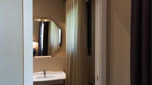 Deluxe Zimmer mit Kingsize-Bett