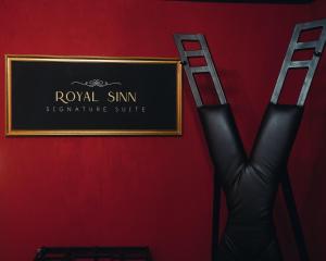 Royal Sinn Signature Suite