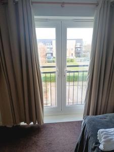 4 Bed House near Lakeside Shopping Centre