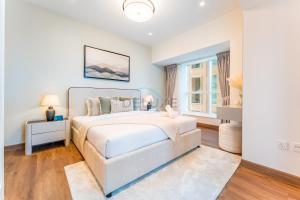 Upgraded 2BR with Partial Sea and City Views Near the Beach, Elite Residence, Dubai Marina by Deluxe Holiday Homes