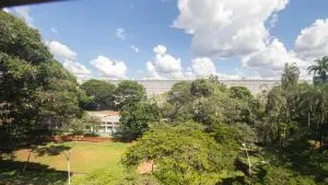 Apto com boa localizacao,garagem e ar-condicionado - Guará