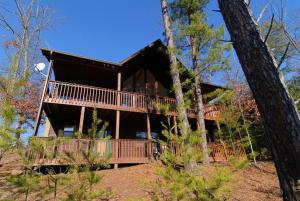 Chalet room in A Beary Good Time