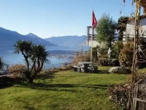 Casa Laura, Brione sopra Minusio - Berzona