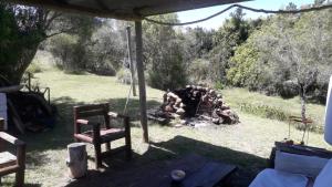 cabaña sin luz en campo