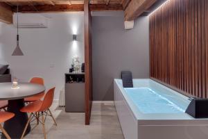 Anastasia Suites