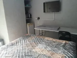 Altaya's Private Budget Room - Rezervace Nambiti