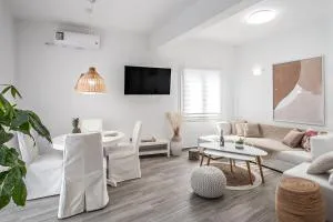 Capolavoro Sea View Villa, 6 pers by MPS - Punta