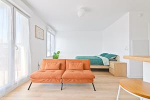 Studio Orly 15 min I Balcon, cuisine, Wi-Fi rapide