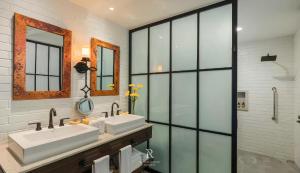 Two Bedroom - Vista Encantada